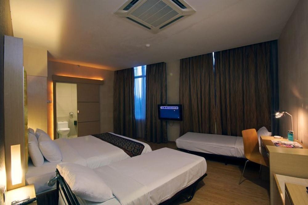 Courtyard Hotel 1Borneo Kota Kinabalu Exteriér fotografie