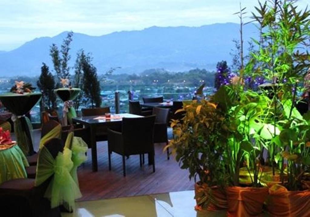 Courtyard Hotel 1Borneo Kota Kinabalu Exteriér fotografie